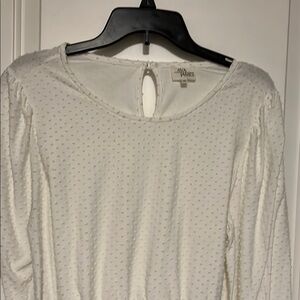 Elegant White Textured Women's Top